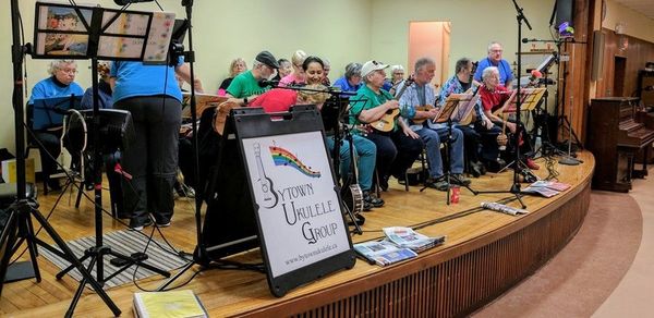 BUG performs for "In From The Cold" - Parkdale United Church February 2019